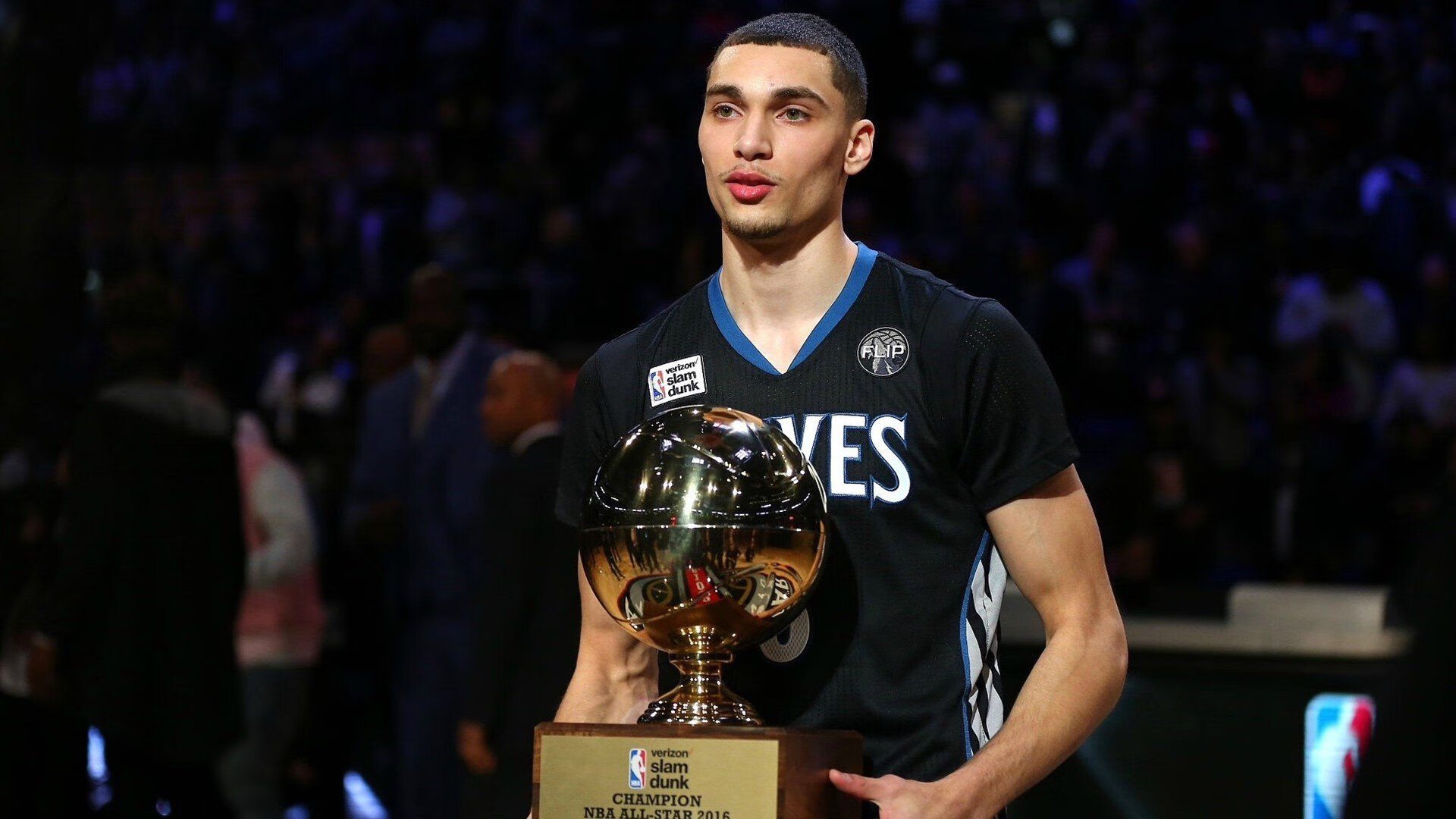 安哥拉决胜局带走那不勒斯,厄德高的舞台,越大越强